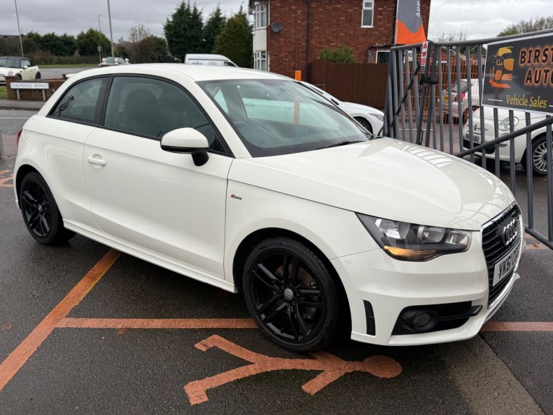 AUDI A1