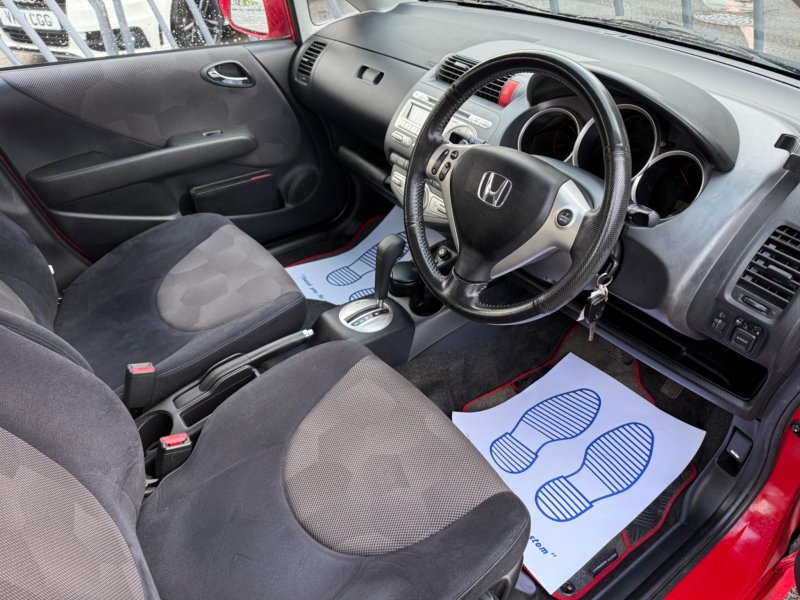 HONDA JAZZ