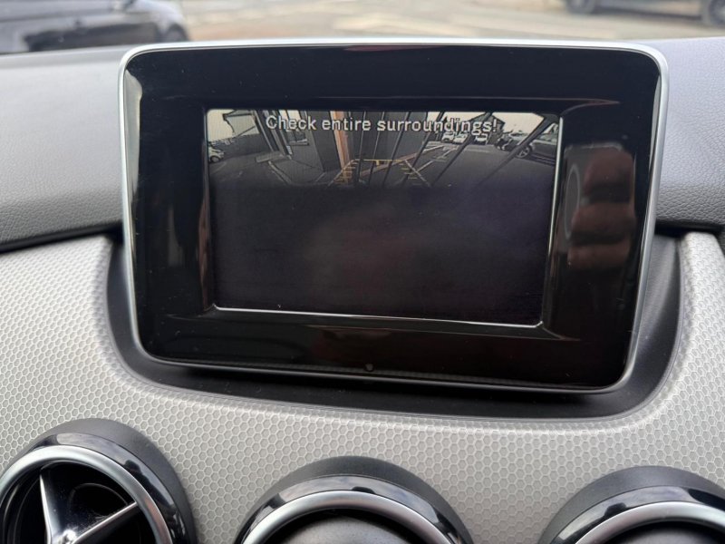 MERCEDES-BENZ B CLASS