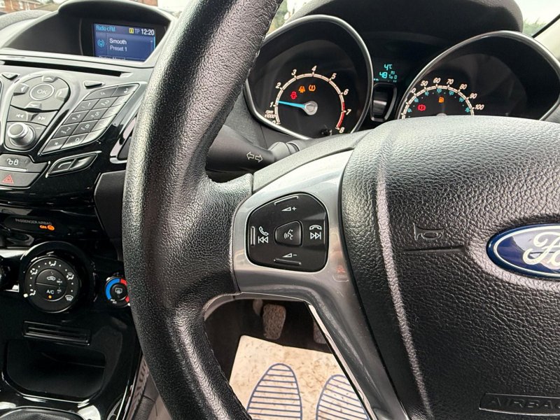 FORD FIESTA