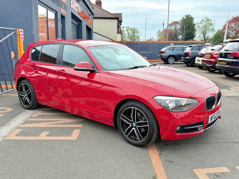 BMW 1 SERIES