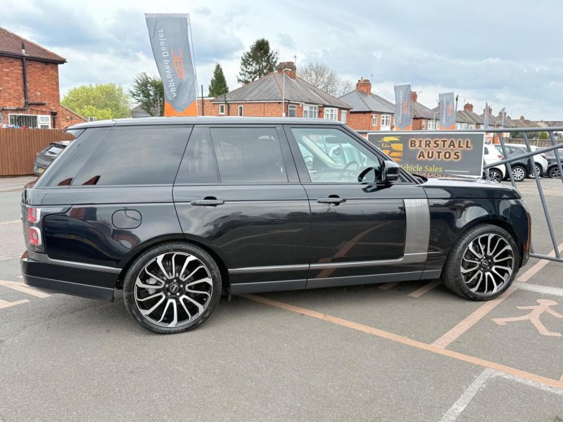LAND ROVER RANGE ROVER