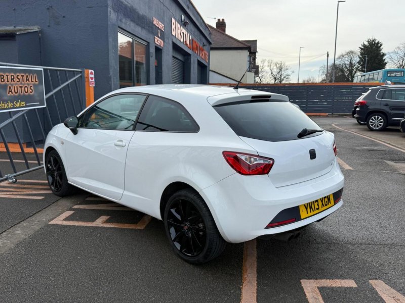 SEAT IBIZA