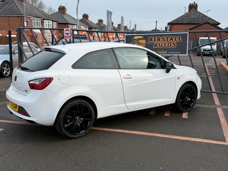 SEAT IBIZA