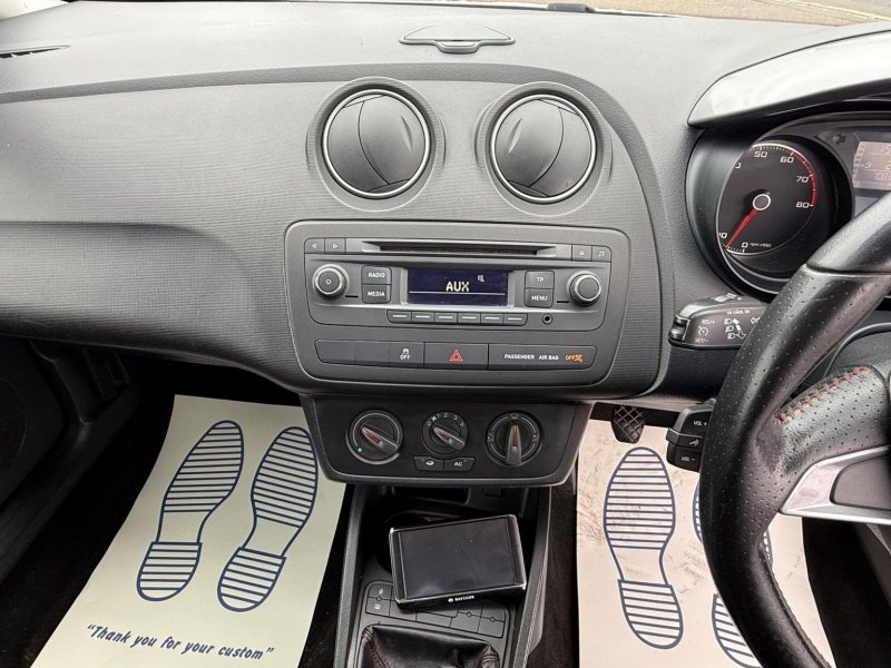 SEAT IBIZA