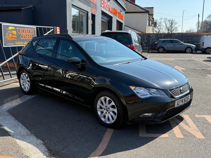 SEAT LEON
