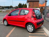PEUGEOT 107