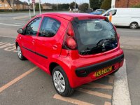 PEUGEOT 107