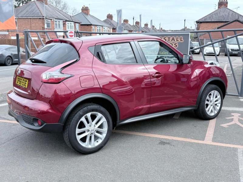 NISSAN JUKE