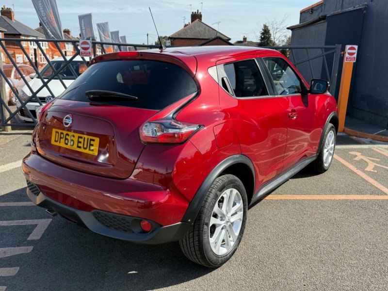 NISSAN JUKE