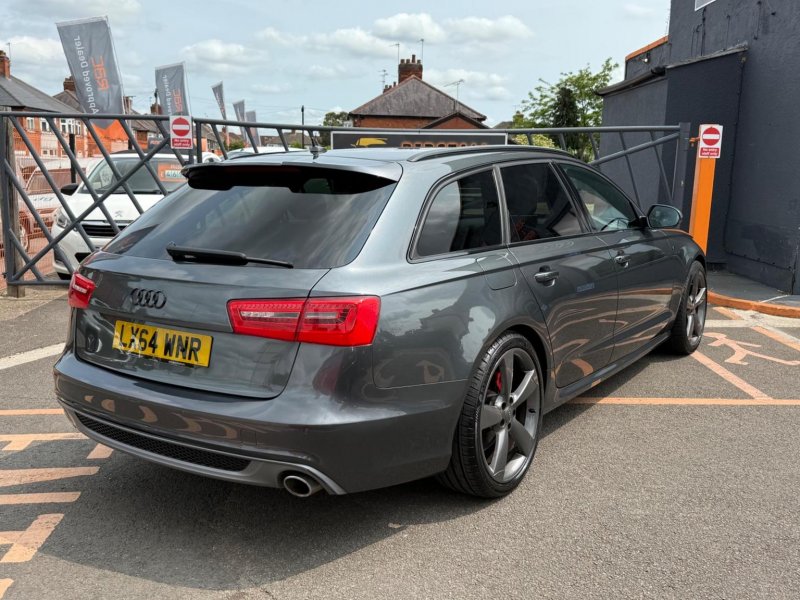 AUDI A6 AVANT