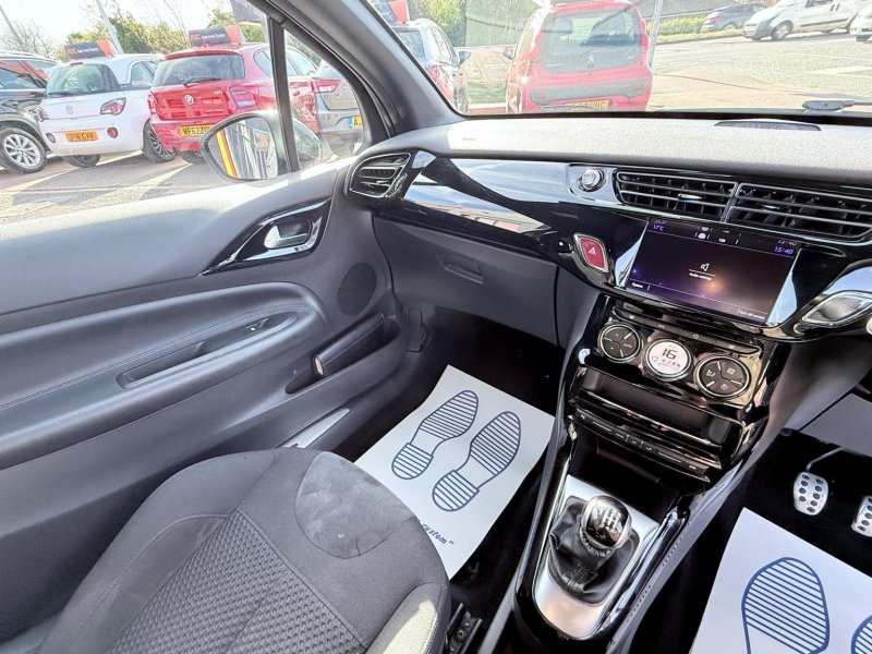 DS AUTOMOBILES DS 3