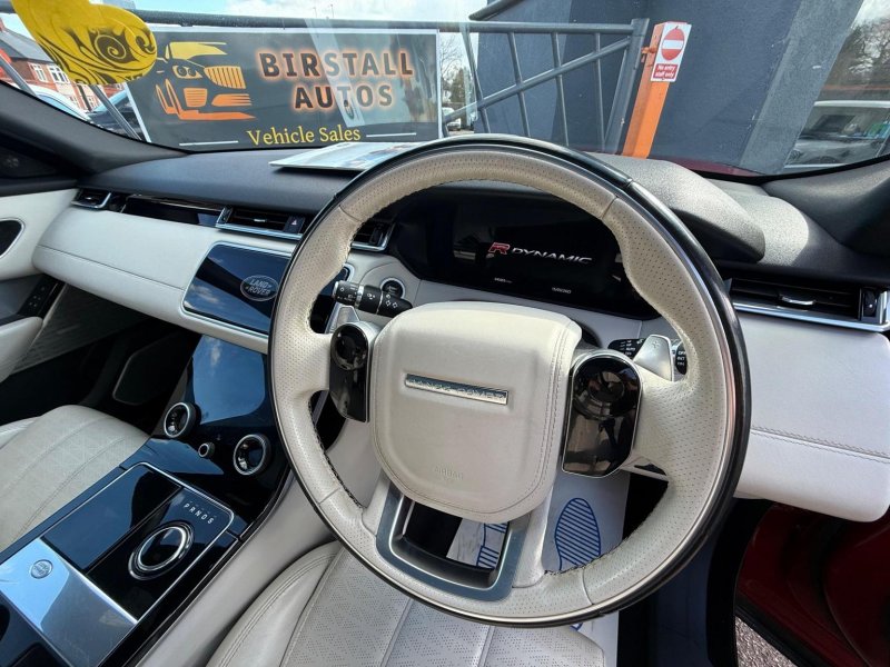 LAND ROVER RANGE ROVER VELAR