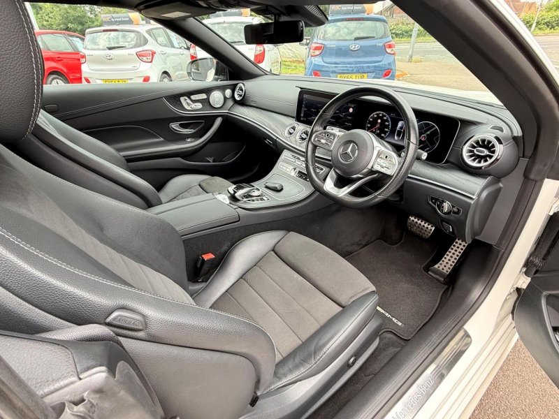 MERCEDES-BENZ E CLASS