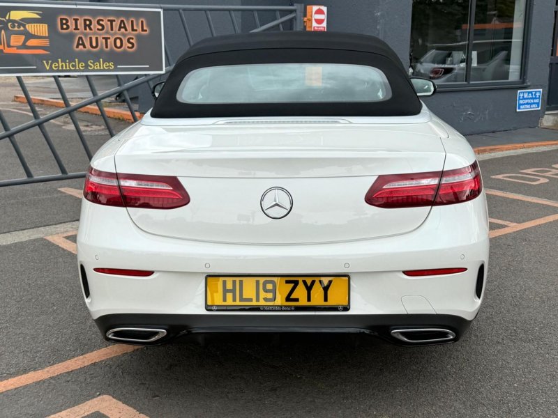 MERCEDES-BENZ E CLASS