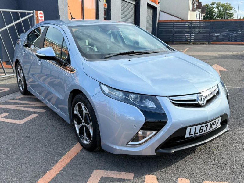 VAUXHALL AMPERA